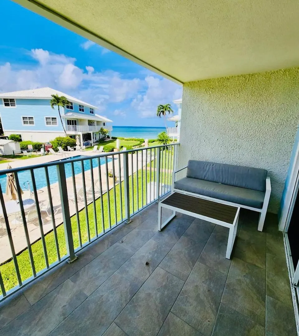 7Mile Beachfront Apartment George Town Kaaiman-eilanden